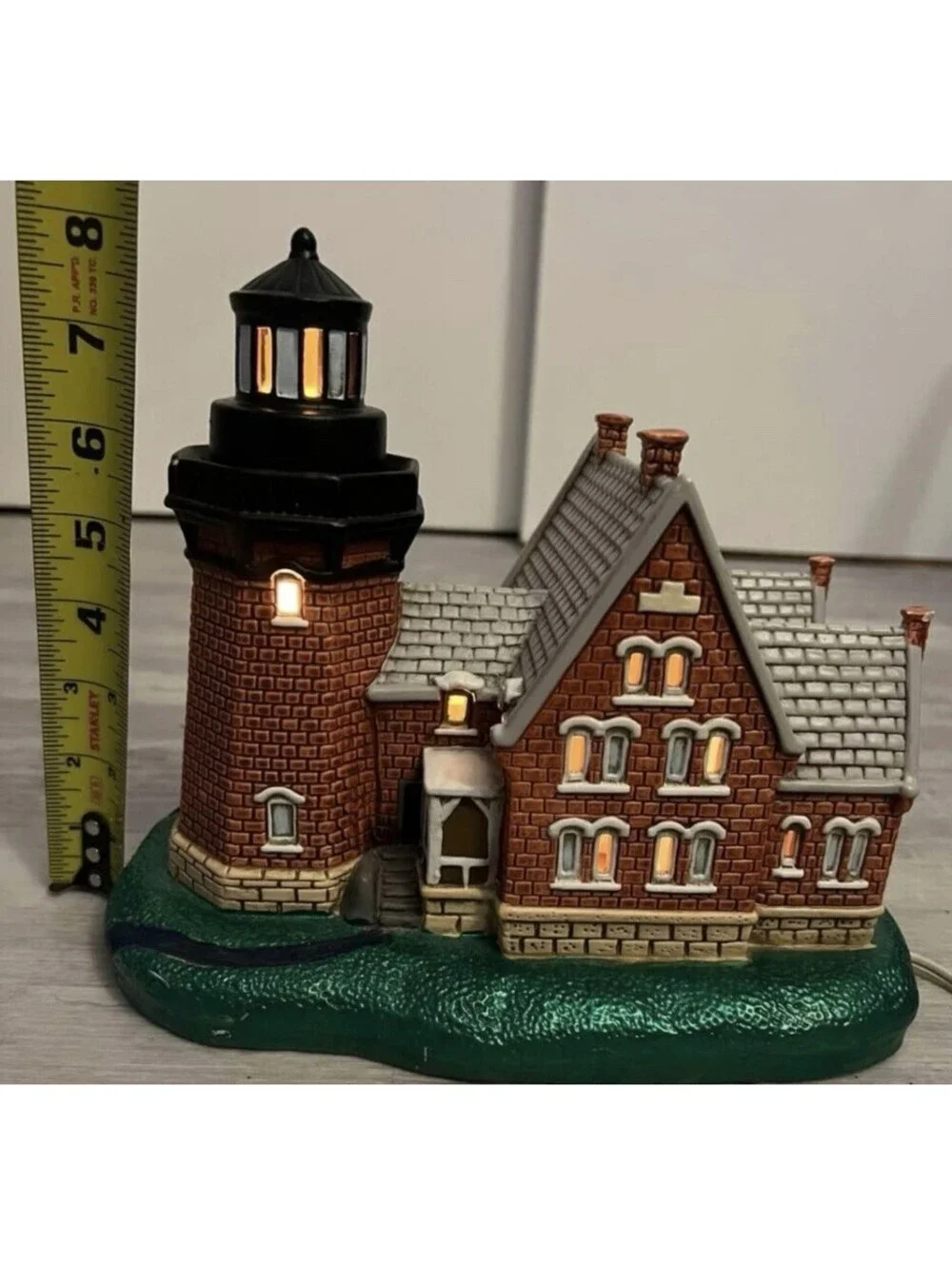 Geo.Z.Lefton block island southeast light portable lamp